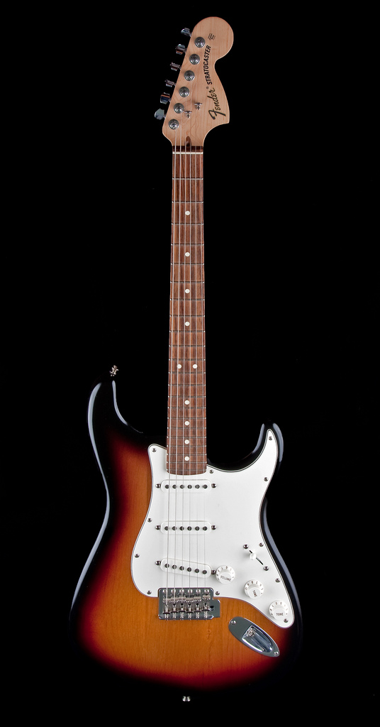 Fender_Highway_1_Stratocaster.jpg