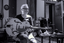 빌 프리셀 (Bill Frisell)  -  창조적인 발상에 여유와 깊이까지! ‘재즈 기타의 피카소’