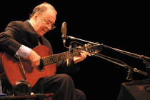 조앙 질베르토(João Gilberto) 추모 칼럼 - ‘평생 갈고닦은 소박하고도 위대한 노래’